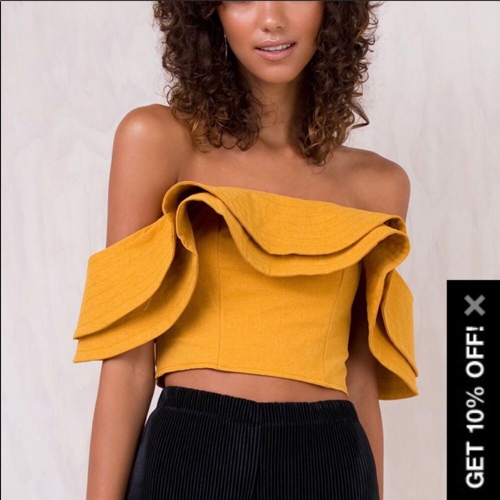 💥Polly off the shoulder ruffle crop top mustard